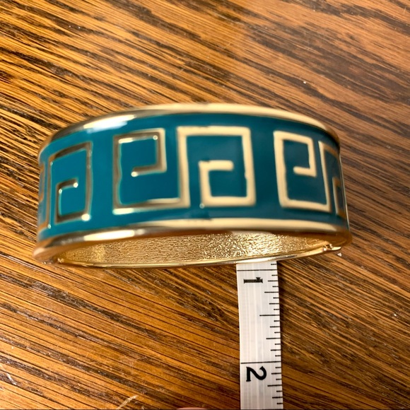 Aztec 1” Thick Cuff Bracelet - Picture 11 of 11
